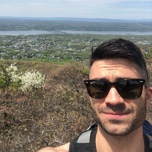 Meet your Posher, Brian